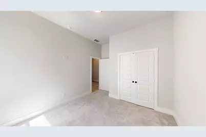 5624 Hiett Court, Fort Worth, TX 76112 - Photo 17