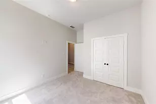 5624 Hiett Ct, Fort Worth, TX 76112 - Photo 17
