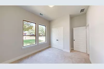 5624 Hiett Court, Fort Worth, TX 76112 - Photo 15