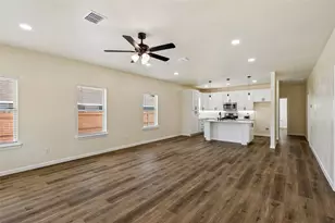 1404 E Cannon St, Fort Worth, TX 76104 - Photo 7