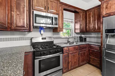 105 E Linden Street, Ennis, TX 75119 - Photo 7