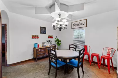 105 E Linden Street, Ennis, TX 75119 - Photo 9
