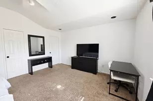 6676 Little Creek Dr, Quinlan, TX 75474 - Photo 11
