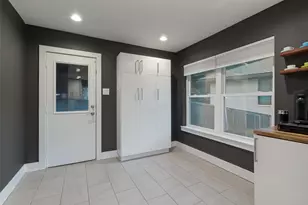 336 N Manus Dr, Dallas, TX 75224 - Photo 9