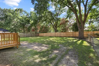709 Lipscomb Street, Bonham, TX 75418 - Photo 29