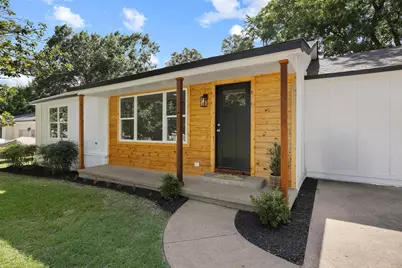709 Lipscomb Street, Bonham, TX 75418 - Photo 3
