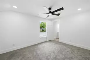2700 Vogt St, Fort Worth, TX 76105 - Photo 11