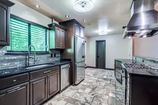 18636 Crownover Ct, Dallas, TX 75252 - Photo 17