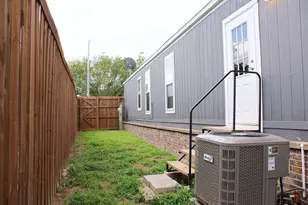 8529 Weems Estate Dr, Granbury, TX 76048 - Photo 19