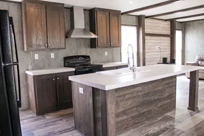 8529 Weems Estate Drive, Granbury, TX 76048 - Photo 7