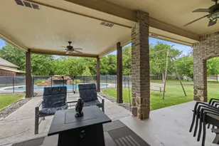 153 Sandstone Ln, Weatherford, TX 76085 - Photo 35