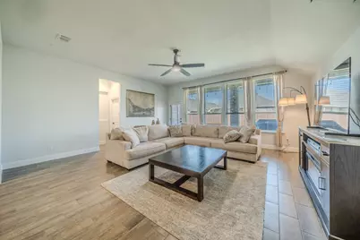 5925 Lovills Creek Street, Fort Worth, TX 76179 - Photo 3