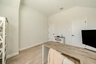 5925 Lovills Crk St, Fort Worth, TX 76179 - Photo 19