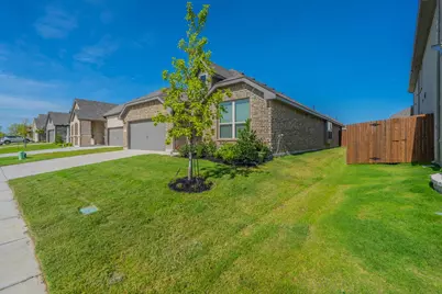 5925 Lovills Creek Street, Fort Worth, TX 76179 - Photo 29