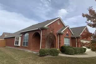 3164 Guadaloupe, Grand Prairie, TX 75054 - Photo 1