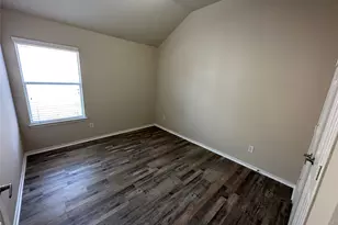 3164 Guadaloupe, Grand Prairie, TX 75054 - Photo 17