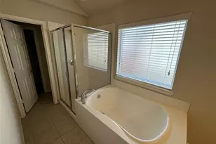 3164 Guadaloupe, Grand Prairie, TX 75054 - Photo 13
