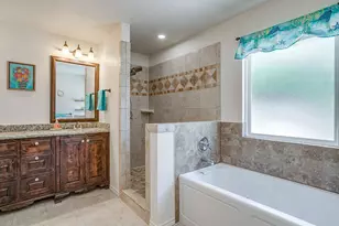 216 Lovers Path Dr, Springtown, TX 76082 - Photo 13