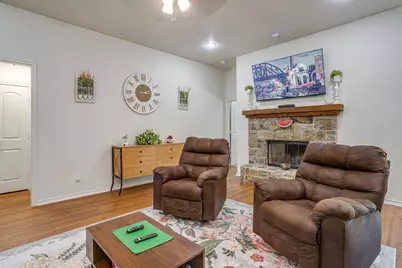 216 Lovers Path Drive, Springtown, TX 76082 - Photo 5