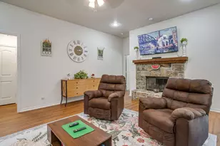 216 Lovers Path Dr, Springtown, TX 76082 - Photo 5