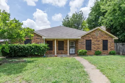 902 Wayne Avenue, Duncanville, TX 75137 - Photo 1