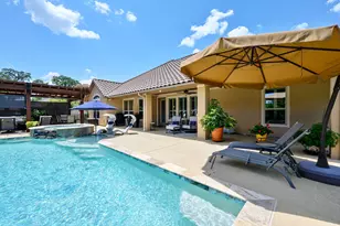 1104 Catalina Bay Blvd, Granbury, TX 76048 - Photo 31