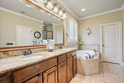 1104 Catalina Bay Boulevard, Granbury, TX 76048 - Photo 27