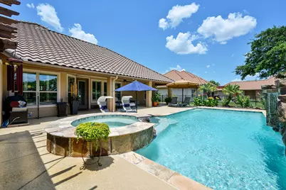 1104 Catalina Bay Boulevard, Granbury, TX 76048 - Photo 3
