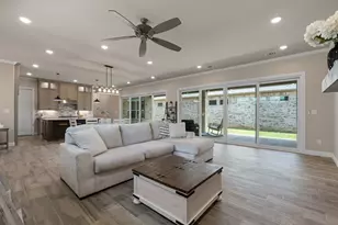 2407 Vineyard Dr, Granbury, TX 76048 - Photo 17