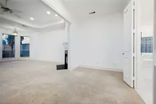17919 Castle Bend Dr, Dallas, TX 75287 - Photo 33