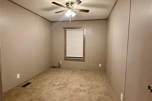 931 Thicket Trail, Granbury, TX 76048 - Photo 3