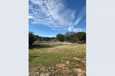 931 Thicket Trail, Granbury, TX 76048 - Photo 5