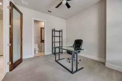 425 S Cesar Chavez Boulevard, Dallas, TX 75201 - Photo 9