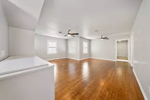 908 Lawrence Dr, Waco, TX 76710 - Photo 3