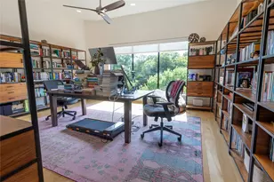 1510 Eastus Dr, Dallas, TX 75208 - Photo 17