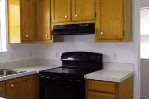809 Shady Grove Dr, Granbury, TX 76049 - Photo 5