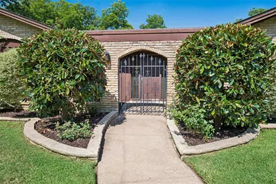1204 Springwood Court, Euless, TX 76040 - Photo 3