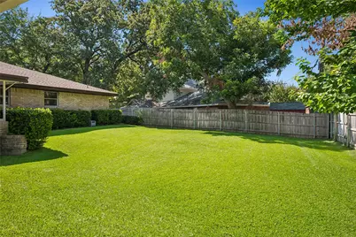 1204 Springwood Court, Euless, TX 76040 - Photo 37