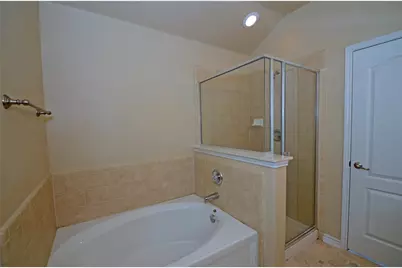 6504 Hickory Hill Drive, Plano, TX 75074 - Photo 13