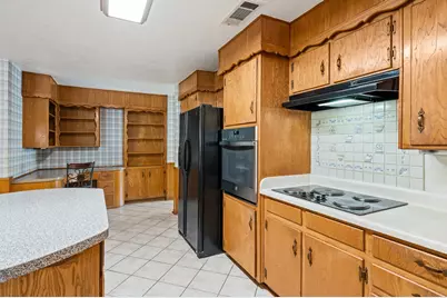 [Address not provided], Hurst, TX 76053 - Photo 7