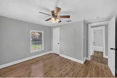 141 N Dobson Street, Burleson, TX 76028 - Photo 11