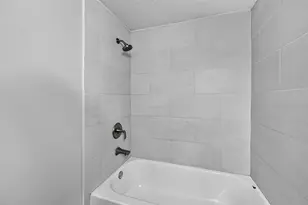 141 N Dobson St, Burleson, TX 76028 - Photo 19