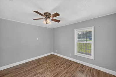 141 N Dobson Street, Burleson, TX 76028 - Photo 19