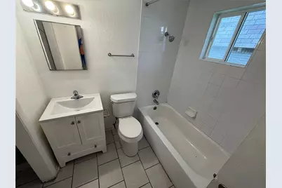 306 E Mitchell Street #306A, Arlington, TX 76010 - Photo 5