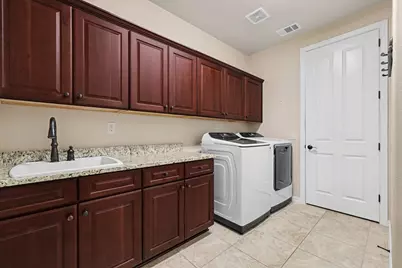 12013 Lockhart Court, Denton, TX 76207 - Photo 35