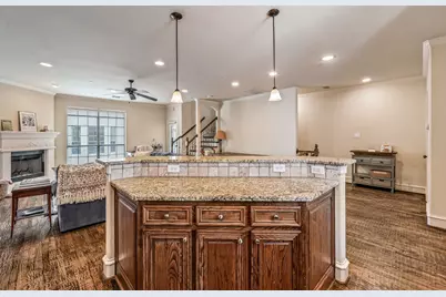 1910 Hope Street #15, Dallas, TX 75206 - Photo 5