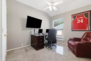 908 Chapel Dr, Denton, TX 76205 - Photo 11