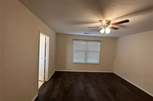 848 Kentucky Derby Ln, Fort Worth, TX 76179 - Photo 5