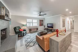 3311 Somerset Dr, Arlington, TX 76013 - Photo 9