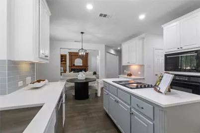 700 Crown Court, Keller, TX 76248 - Photo 3